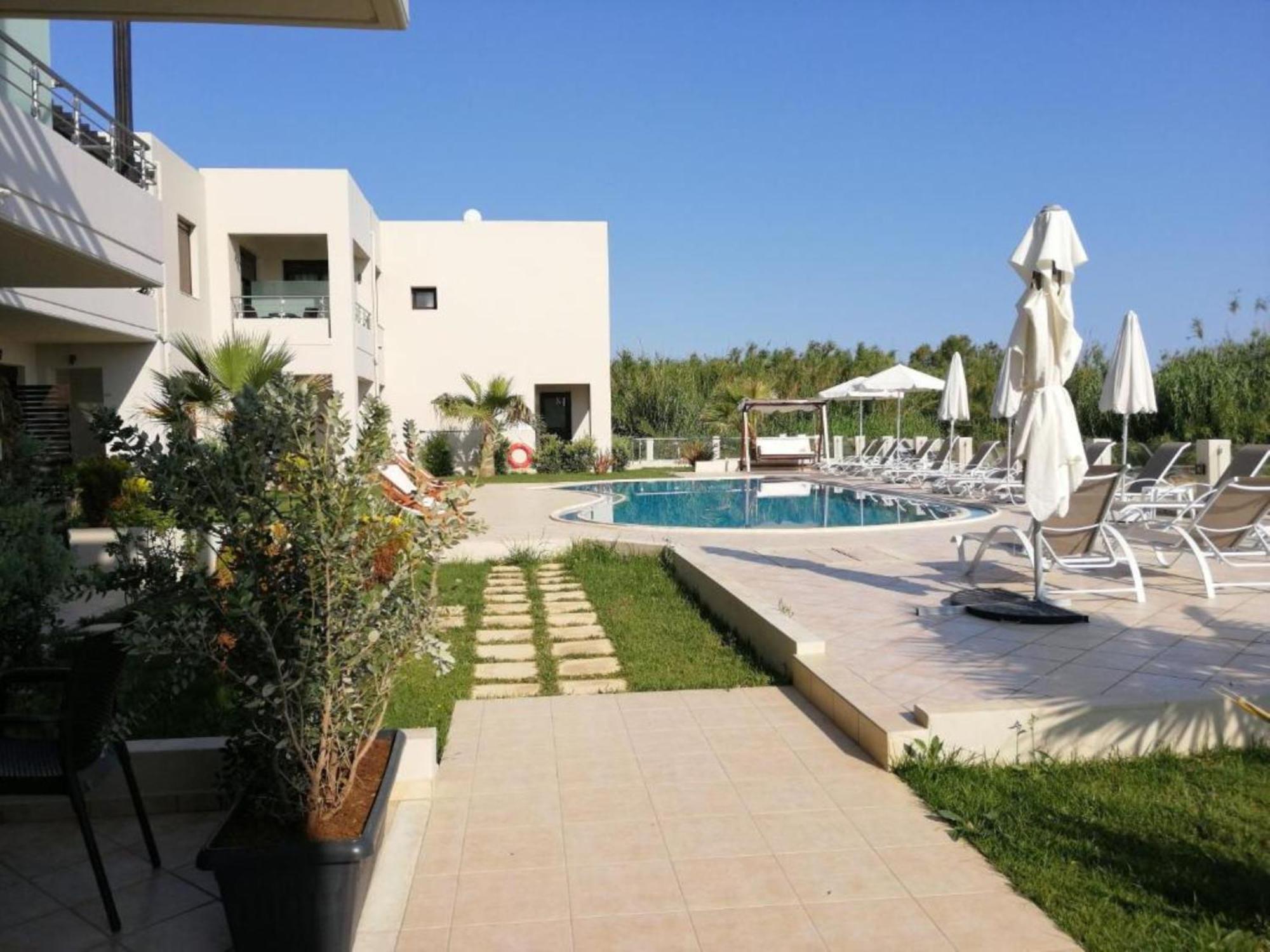 Carisa Suites And Apartments Малеме Экстерьер фото