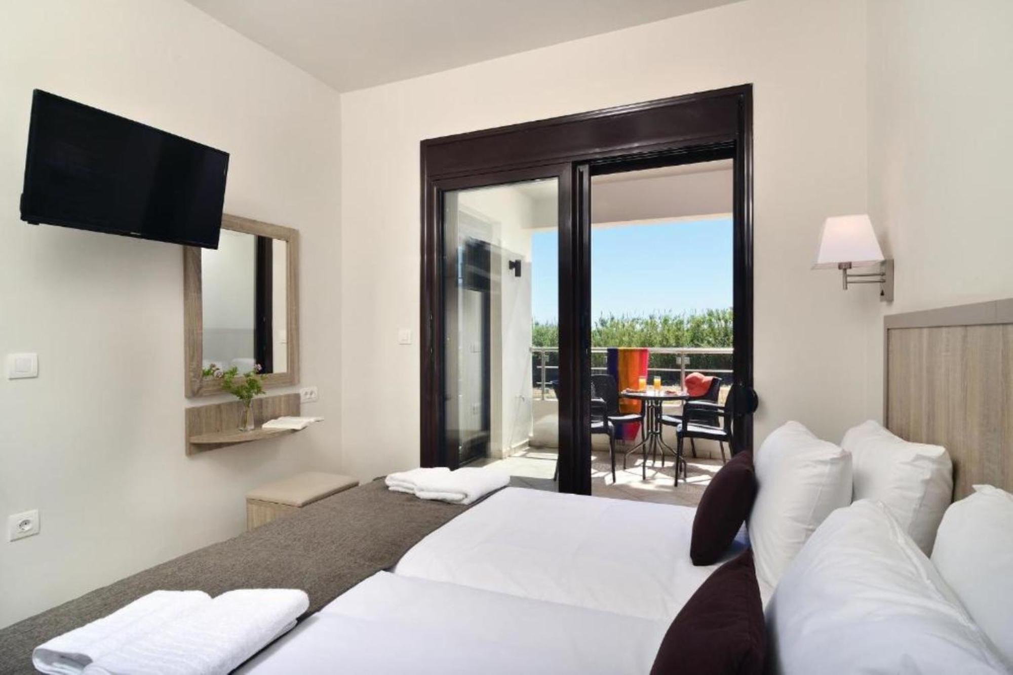 Carisa Suites And Apartments Малеме Экстерьер фото