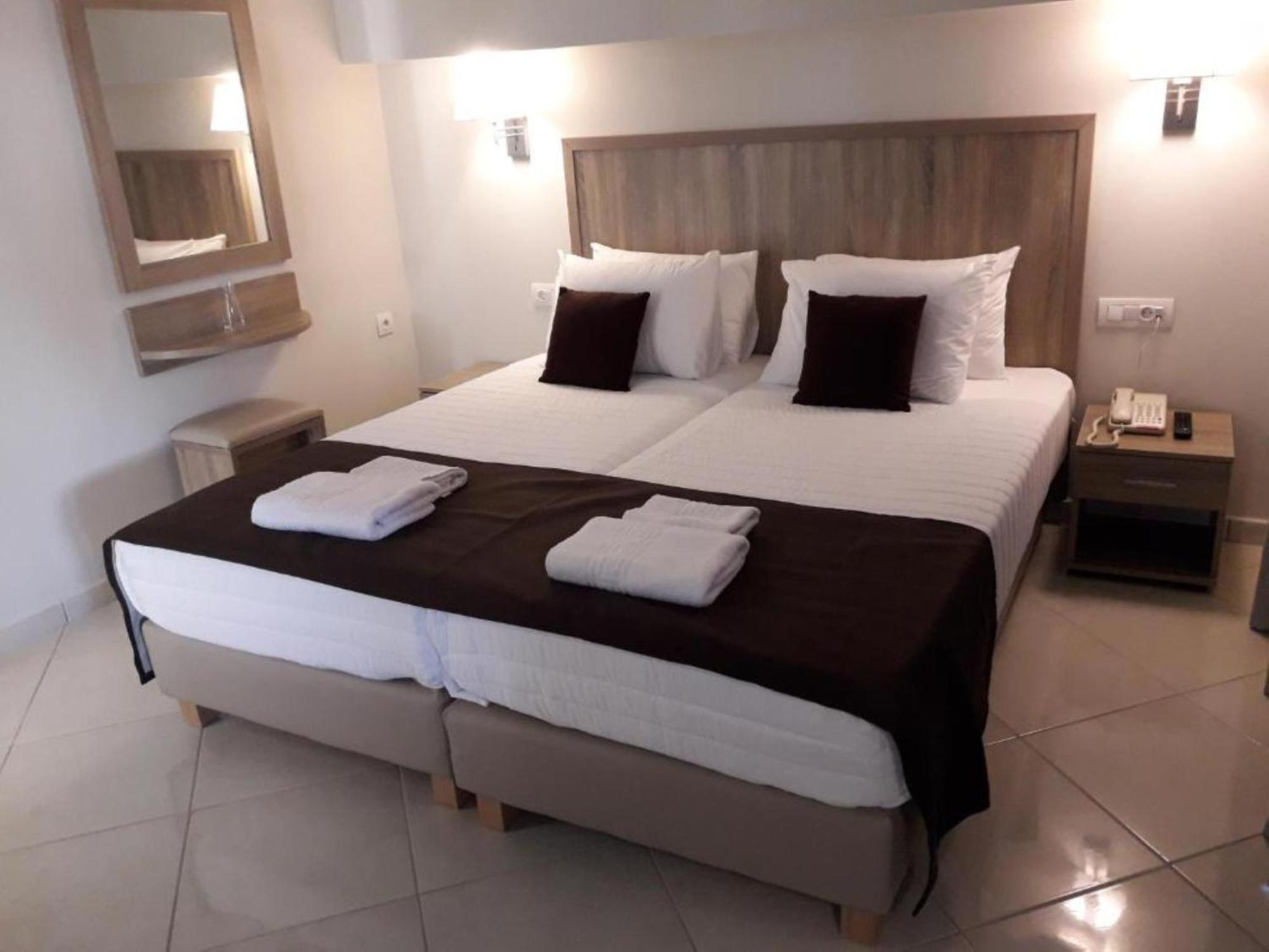Carisa Suites And Apartments Малеме Экстерьер фото