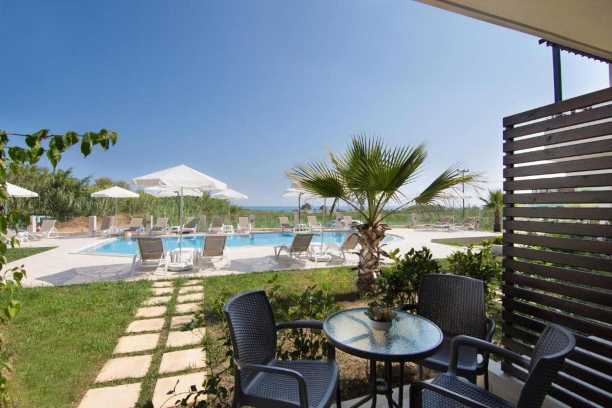 Carisa Suites And Apartments Малеме Экстерьер фото