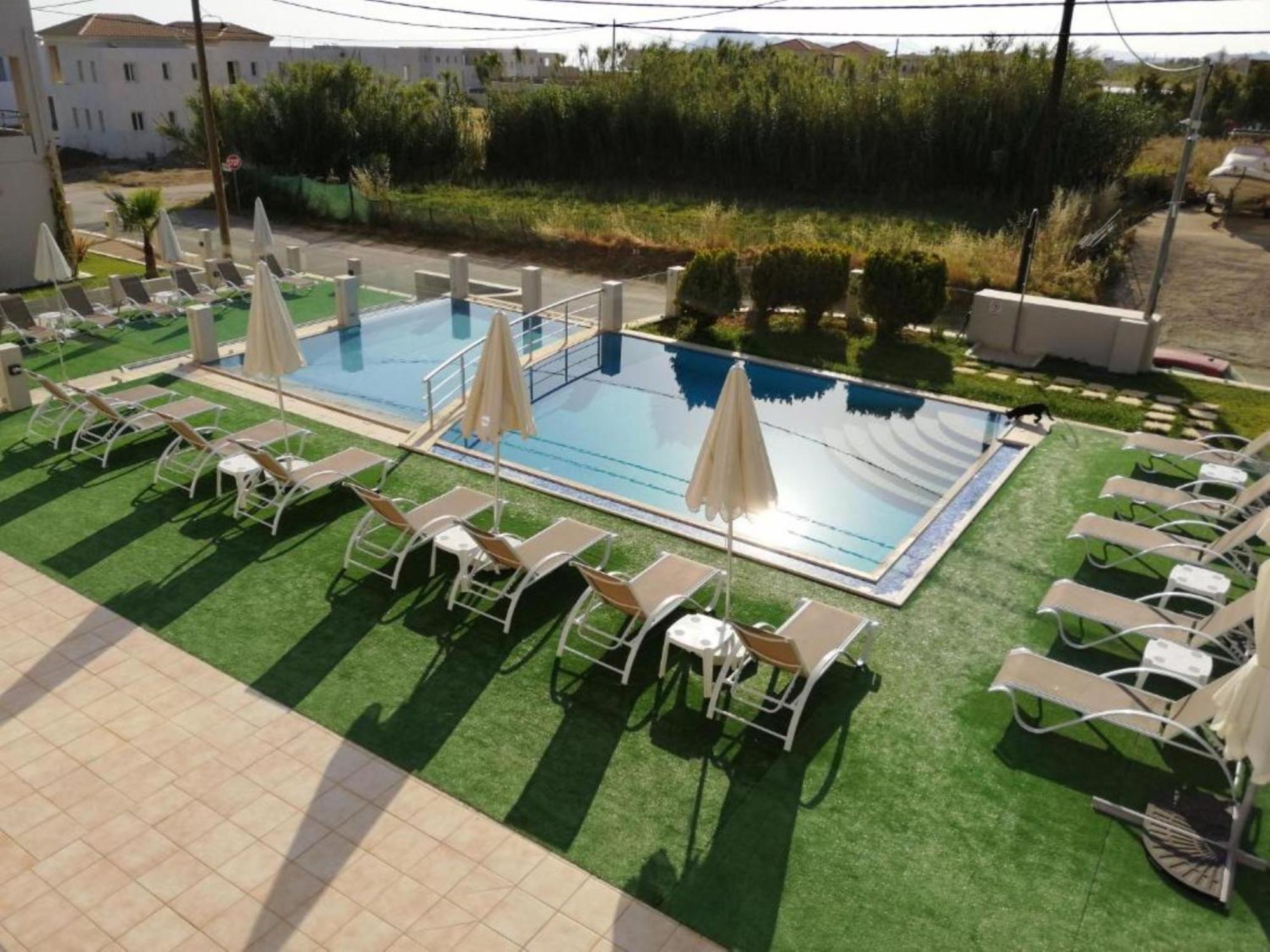 Carisa Suites And Apartments Малеме Экстерьер фото